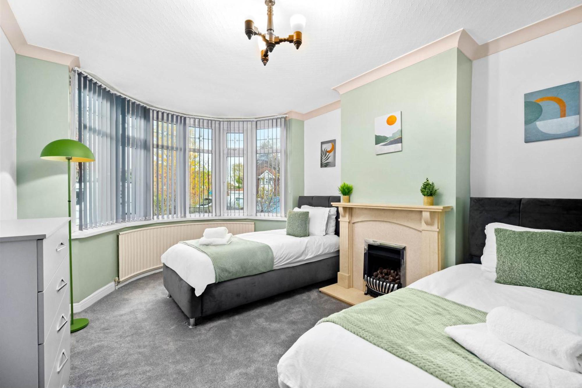 Modern 18 Guest Large Home In Solihull - Near Nec, Jlr, Hs2 And Bhx Birmingam Exterior foto