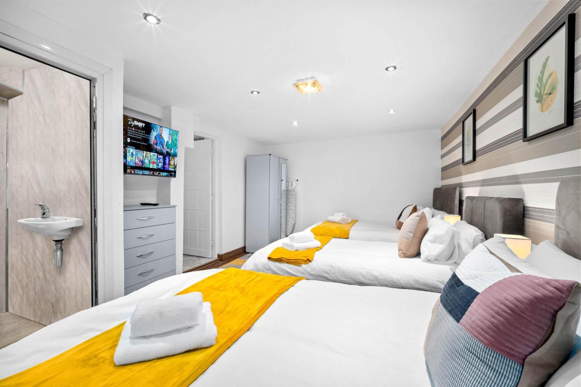 Modern 18 Guest Large Home In Solihull - Near Nec, Jlr, Hs2 And Bhx Birmingam Exterior foto